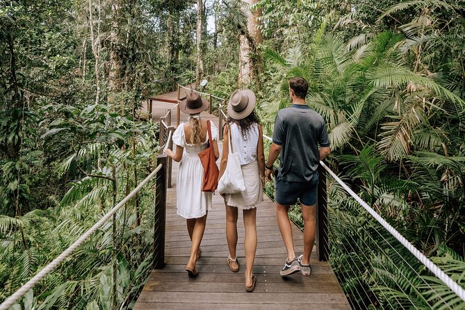 14 Day Tour from Sydney to Cairns Fraser Island and Whitsundays - Sydney begins with an easy welcome