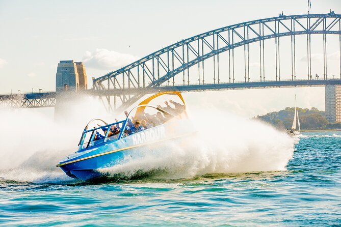 30-Minute Sydney Harbour Jet Boat Ride: Jet Blast - What happens during the 30-minute ride