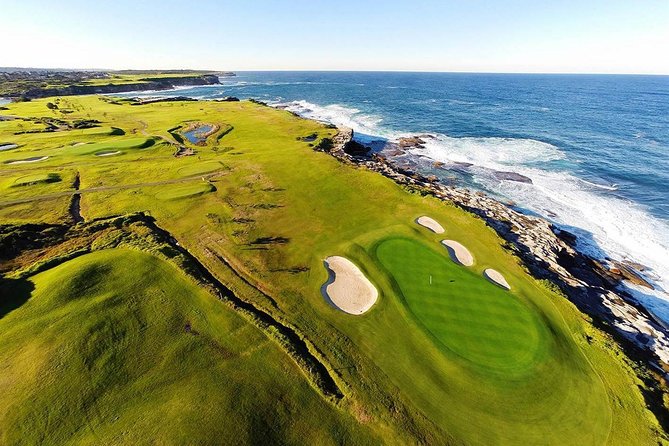 Access the Inaccessible: Sydney Luxury Golf Packages - The Callaway equipment and LuxBlack game-day kit