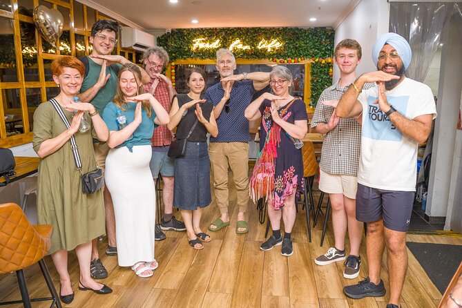 All Inclusive Twilight Nights Little India Half Day Tour - Henna, jewellery, and the hands-on craft element