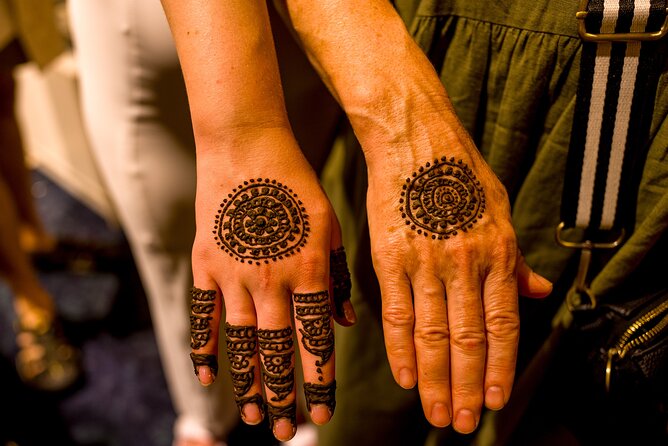 All Inclusive Twilight Nights Little India Half Day Tour - Meeting Harris Park’s Indian community