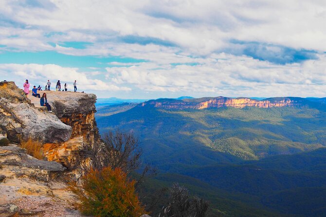 Blue Mountains Day Tour with Wildlife and Scenic World Entry - A big day from Sydney, with the main sights covered