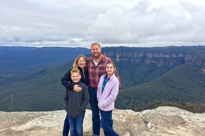 Blue Mountains Private Tour From Sydney, & Featherdale Aussie Animal Park Option - Leura adds shops, chocolate, and a slower pause