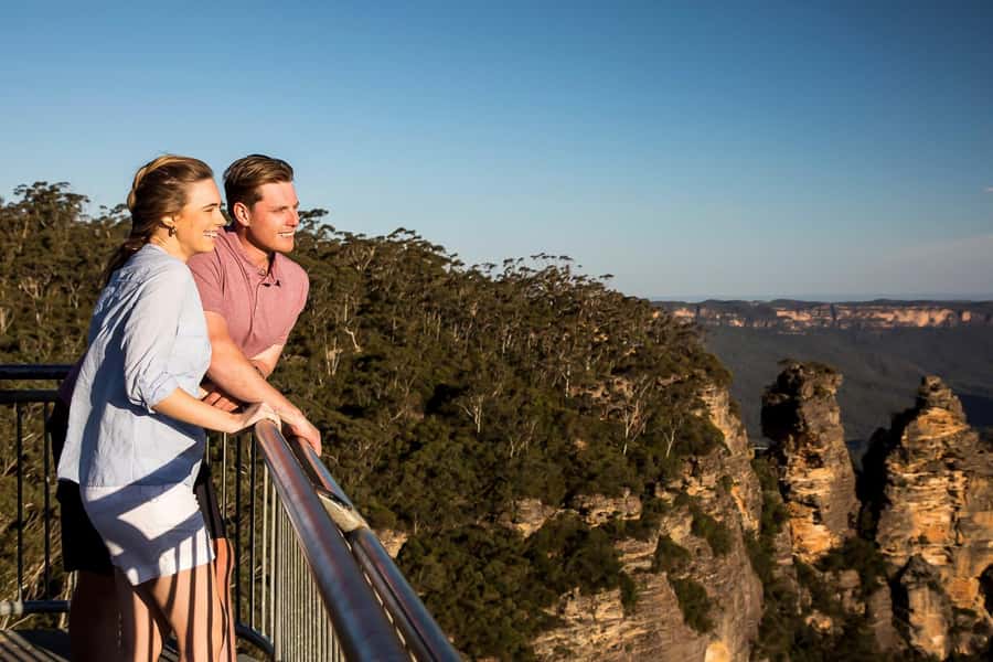 Blue Mountains Sunset Waterfalls Wildlife Tour From Sydney - Lincoln’s Rock is the sunset payoff