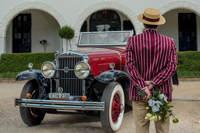 Blue Mountains Vintage Cadillac Tour with Local Guide - Leura Cascades brings the first natural stop