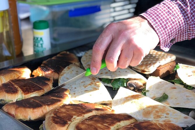 Chef-Led Hunter Valley Gourmet Food and Wine Day Tour from Sydney - Transport, timing, and group size