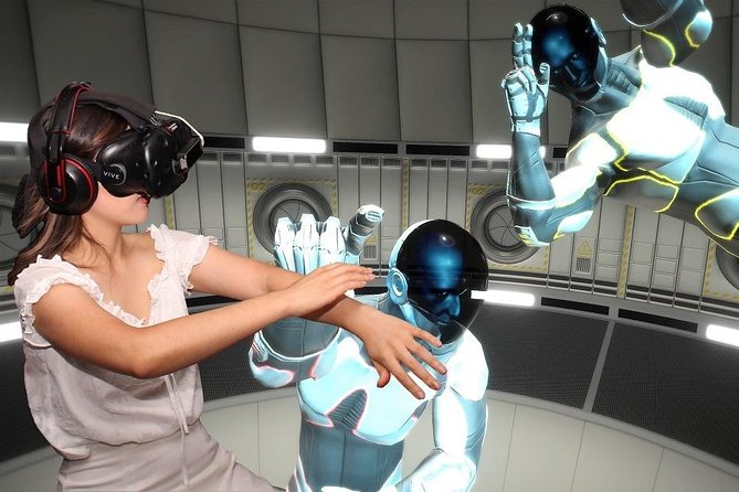 Entermission Sydney 60min Virtual Reality Escape Rooms - What makes it good for families and birthdays