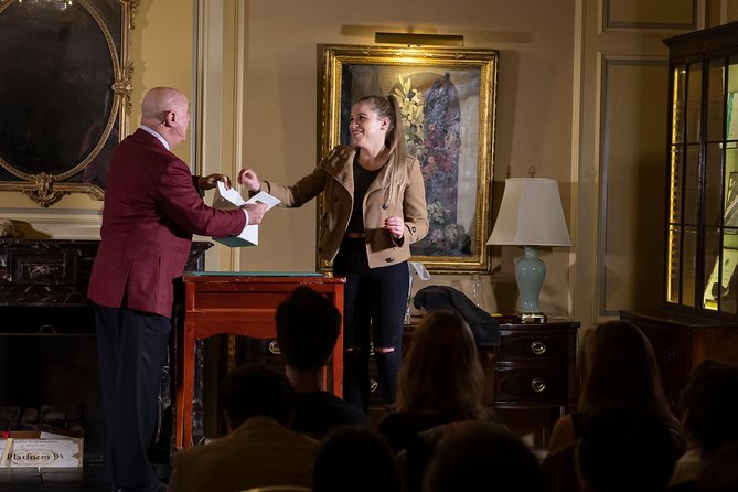Entrancing Magic and Storytelling at Castlereagh Boutique Hotel - Bruce Glen’s blend of illusion and storytelling