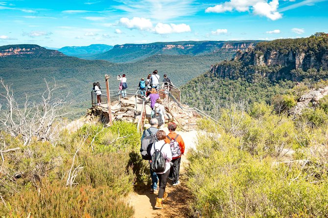 Exclusive Blue Mountains Wildlife and Bushwalk Tour From Sydney - Echo Point and the Three Sisters
