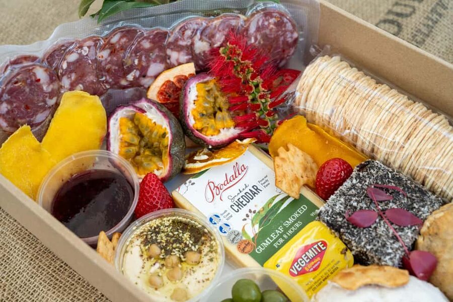 Foraging Food Tour Sydney Native Aussie Food - Why this Botanic Gardens walk feels different