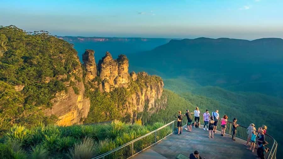 From Sydney: Blue Mountains Private Tour with Wildlife Park - The drive from Sydney to the mountains