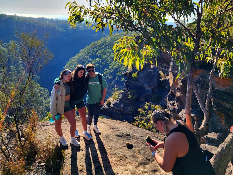 From Sydney: Blue Mountains Tour with Waterfall Walk & Lunch - Lunch, drinks, and the practical details