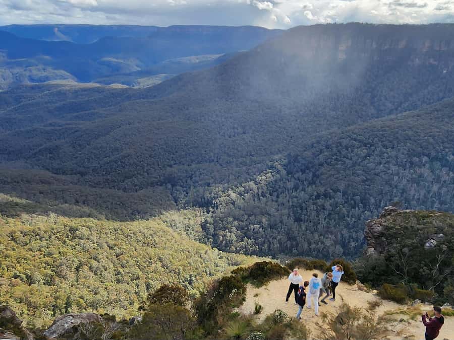 From Sydney: Blue Mountains Tour with Waterfall Walk & Lunch - Weather, closures, and what can change