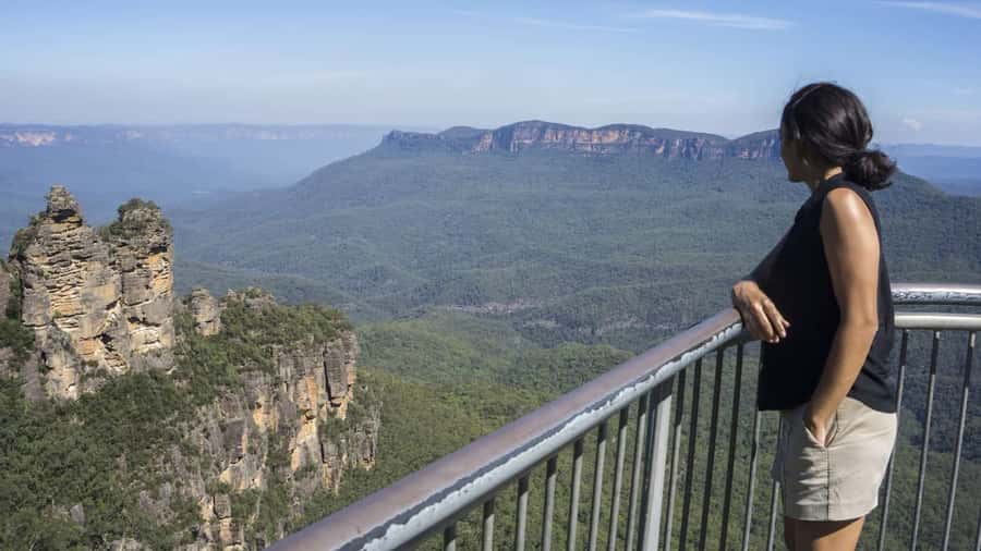 From Sydney: Full Day Blue Mountains Tour in a small group - Katoomba, Eagle Hawk, and Hildas give you more photo time