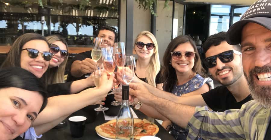 From Sydney: Hunter Valley Wine Tasting & Winery Picnic Tour - An early start from George Street