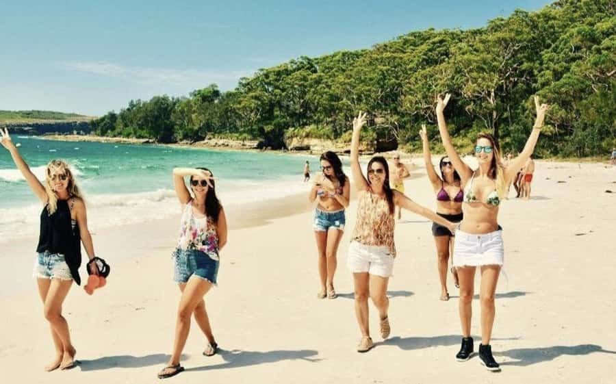 From Sydney: Jervis Bay Day Tour and Dolphin Watching Cruise - Hyams Beach and the famous white sand