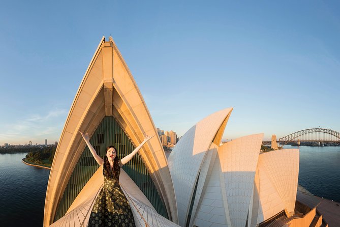 Great Opera Hits at the Sydney Opera House - Entering the Sydney Opera House