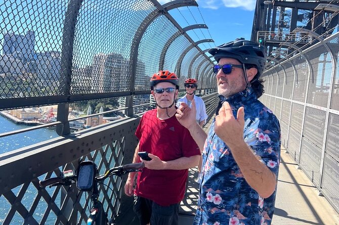 Guided Electric Bike Tour of Sydney with Bluetooth helmets - Pyrmont Bridge and Darling Harbour
