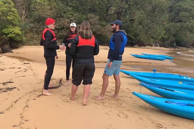 Guided Kayak Tour of Manly Cove Beaches - Why kayaking gives you a better view of Manly Cove