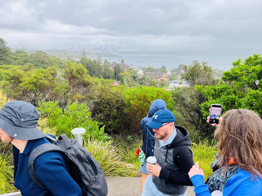Half Day Small Group : The Story of Sydney Tour - Chinatown adds food and migration to the story