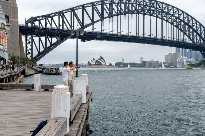 Highlights & Hidden Gems With Locals: Best of Sydney Private Tour - A pub stop at the Australian Heritage Hotel