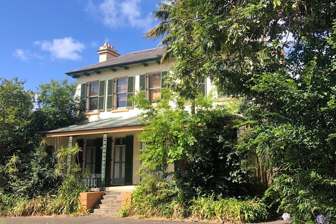 Historic Walking Tour of Glebe - Glebe Presbyterian Church and a building that moved