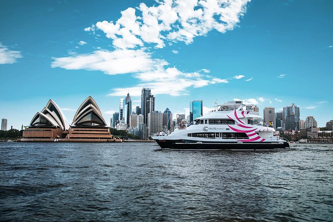 Journey Beyond Cruise Sydney all-inclusive Harbour Lunch Cruise - Why a Sydney Harbour lunch works so well