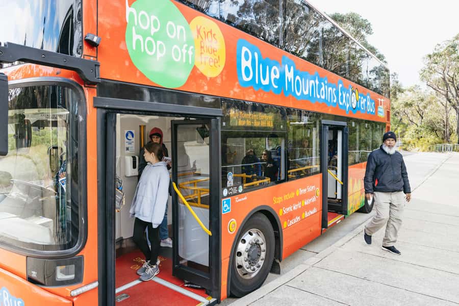Katoomba: Lyrebird Hop-On Hop-Off and Scenic World Pass - A practical one-day plan
