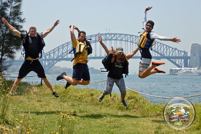 Kayak to Goat Island in Sydney Harbour with Local - Stopping for Harbour Bridge photographs