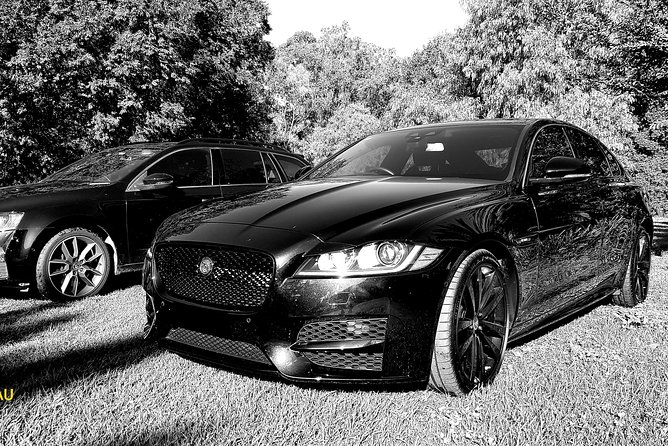 Limoroo, Airport Transfers and Luxe Door to Door Service. - Is $161.38 good value?