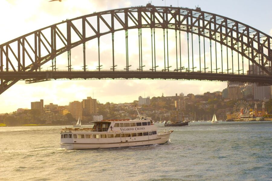 Lunch Cruise with Live Jazz on Sydney Harbour - A three-course lunch with seafood and salads