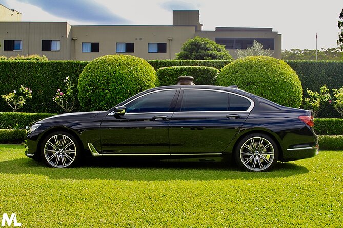 Luxury Sydney Airport Arrival Transfer - Sedan/SUV - From Sydney Airport to your hotel