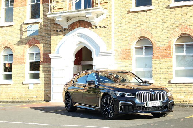 Luxury Sydney Airport Departure Transfer - Sedan/SUV - Who will get the most from this transfer