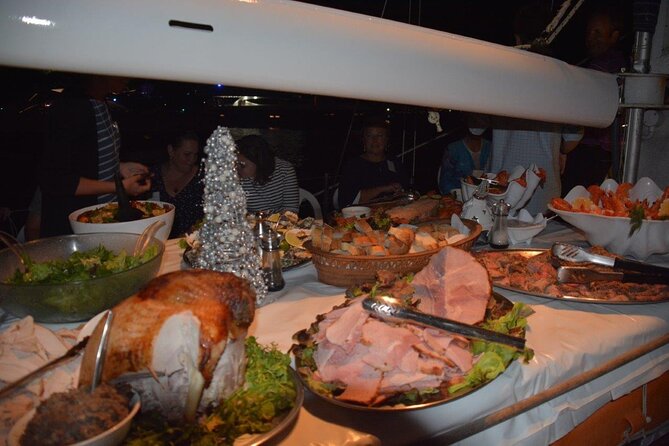 Luxury Sydney Harbor New Years Eve Fireworks Dinner Cruise 2026-7 - Who will enjoy this New Year’s Eve cruise