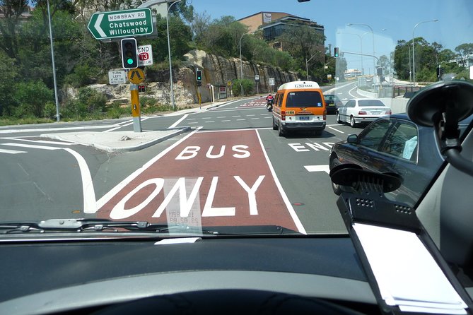 Premium Private Transfer FROM Sydney Airport to Sydney CBD/Downtown 1-11 people - Who should book this airport transfer