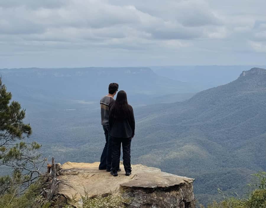 Private Blue Mountains, Scenic World & Wentworth Falls Tour - Echo Point and the Three Sisters