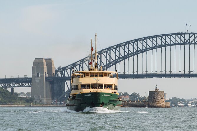 Private Sydney Discovery Tour - Starting in The Rocks and crossing to Milsons Point