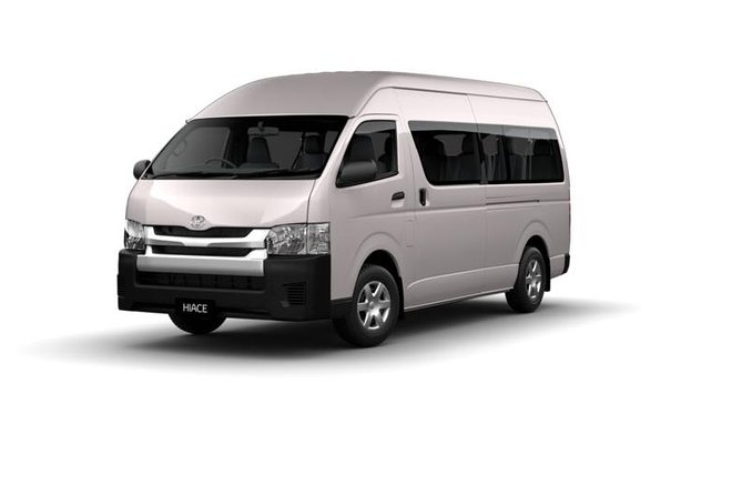 Private Transfer FROM Sydney Airport to Sydney CBD 1 to 5 people - Child seats, luggage, and the details families need