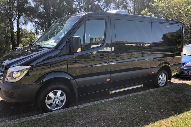 Private Transfer FROM Sydney Airport to Sydney CBD 1 to 5 people - What the vehicle and service feel like