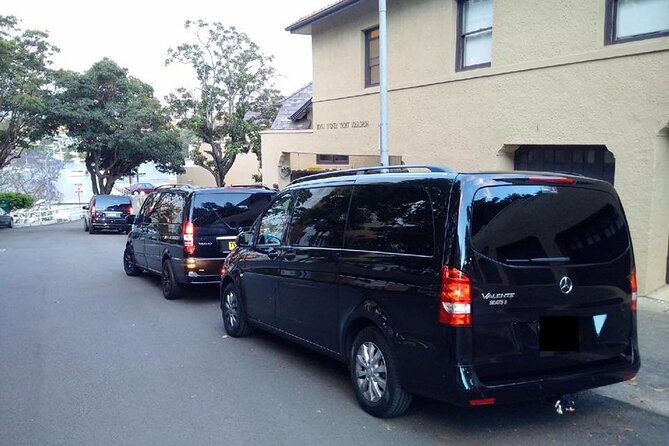 Private Transfer FROM Sydney Airport to Sydney CBD 1 to 5 people - A good choice after a changed or late flight