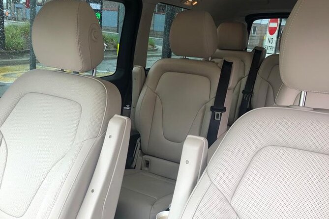 Private Transfer from Sydney Airport to Sydney (CBD)Hotel or Port - From Sydney Airport to the city