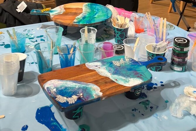 Resin Art Classes Sydney: Cheeseboards & Coasters - Why the group limit of 10 matters