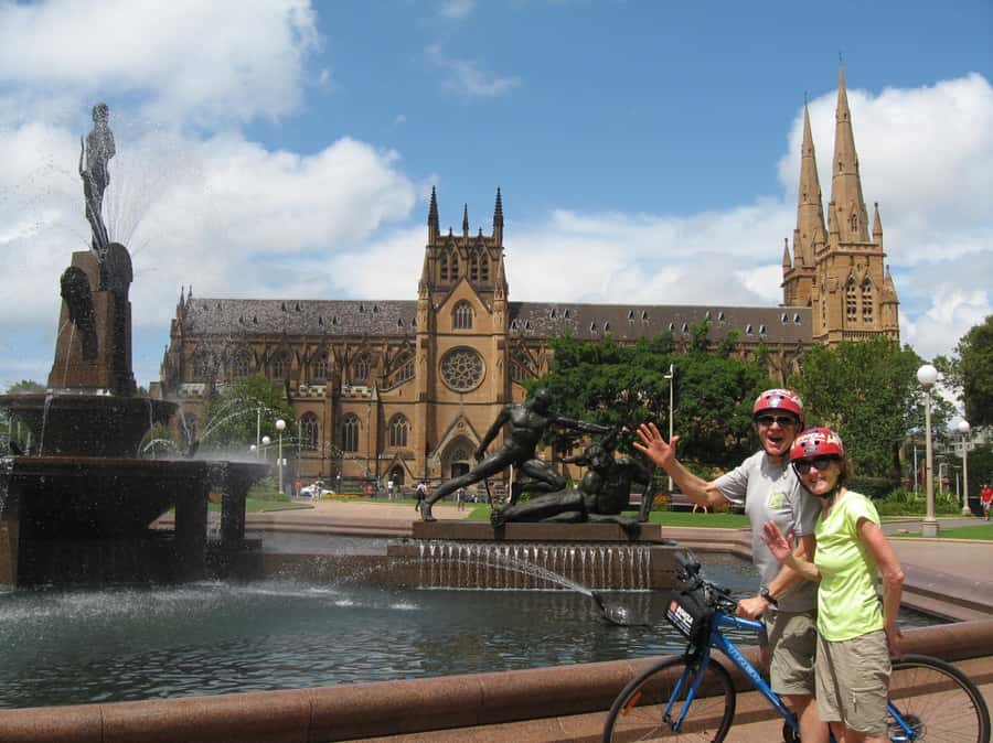 Scenic Sydney Harbour Bridge Bicycle Ride - Is this genuinely easy cycling?