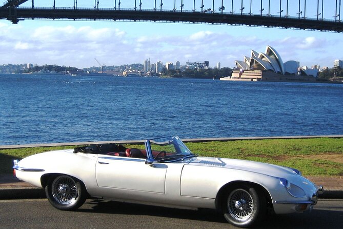 Six-Bridges-of-Sydney-Vintage-Car-Ride-Experience - Crossing the Sydney Harbour Bridge in an open-top car