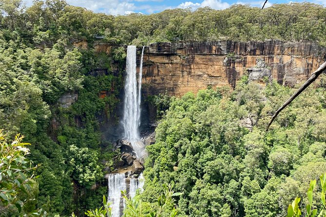 Southern Highlands Private Tour with Wine, Waterfall and Garden - The guide can shape the feel of the day