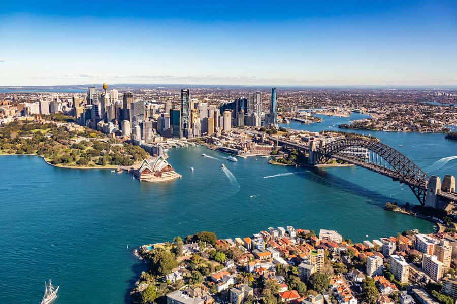 Sydney: 20-Minute Shared Helicopter Ride over Sydney Harbour - The shared-helicopter tradeoff
