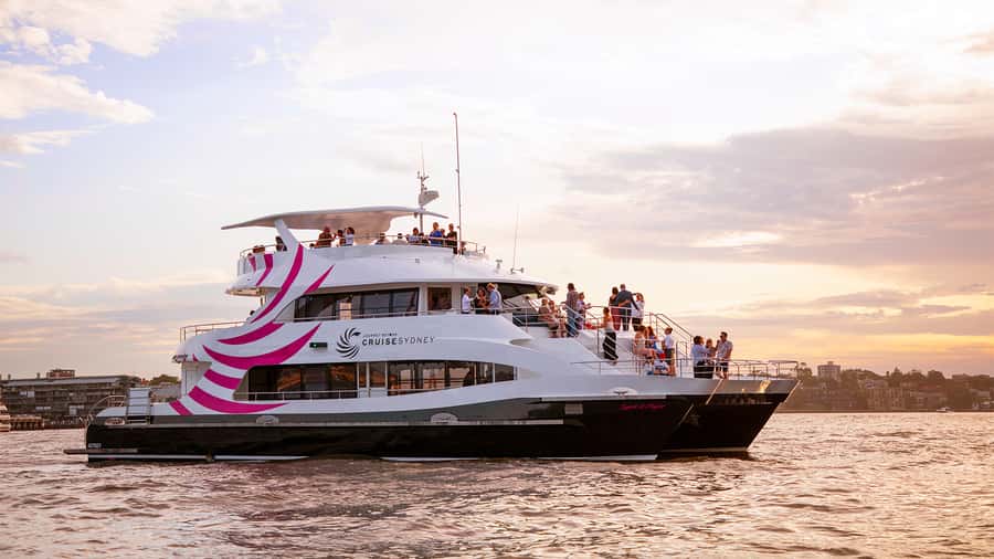 Sydney: 3-Course All Inclusive Dinner Harbour Cruise - Dinner with New South Wales ingredients