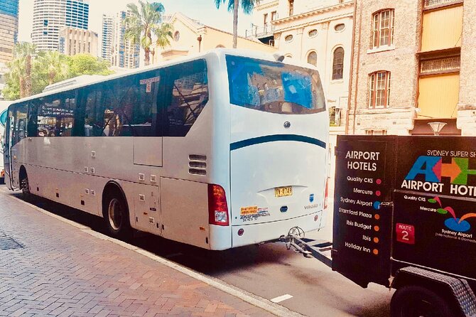 Sydney Airport to Sydney CBD shared ride seat in vehicle shuttle transfer - Finding the pickup at Sydney Airport