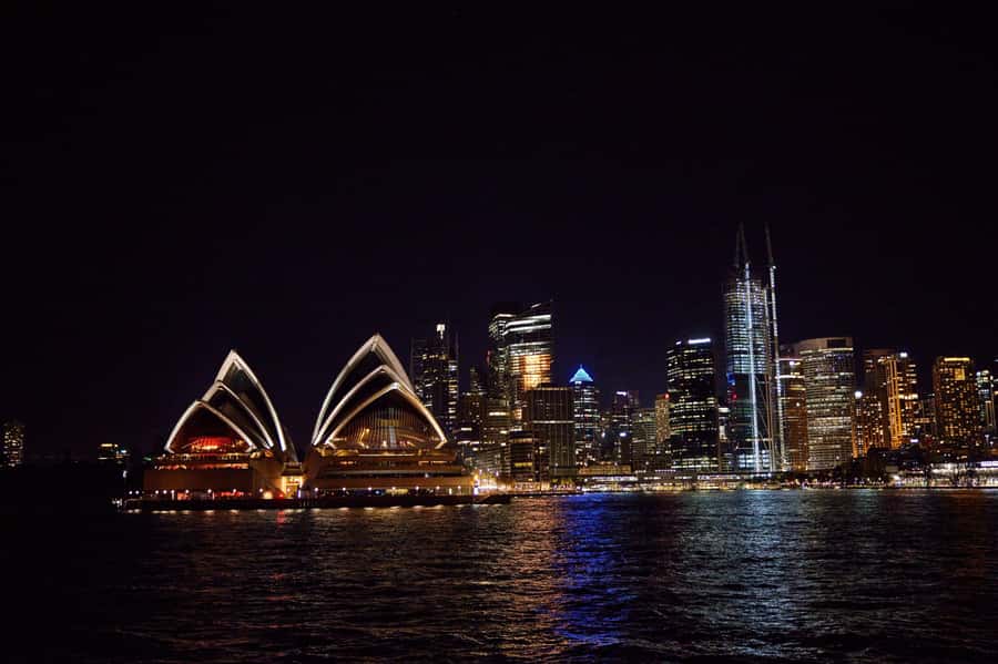 Sydney: Big Bus Panoramic Night Tour by Open-Top Bus - Milsons Point and the second photo stop