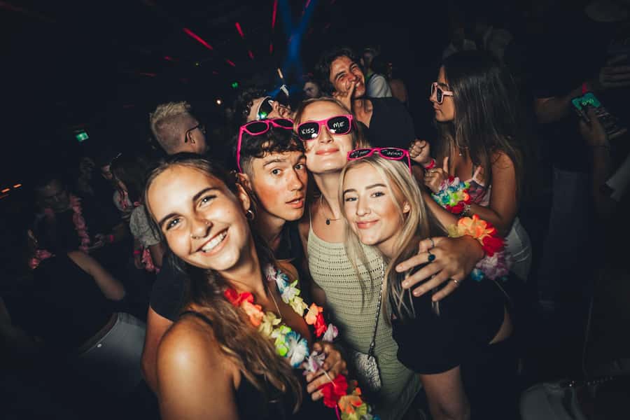 Sydney: Big Night Out Pub Crawl with Local Party Hosts - What the $34 price really covers